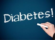 糖尿病呢？做四件事“控制”血糖，不要等并发症。