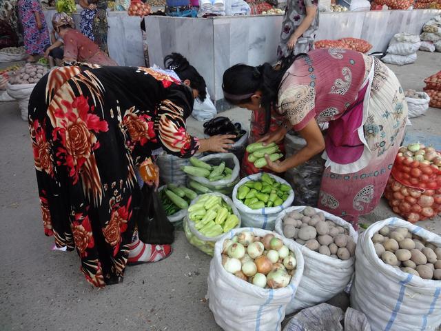 人民日报:不要盯着一捆捆的白菜，抢别人的饭碗，新社区项目又要命名了！ 