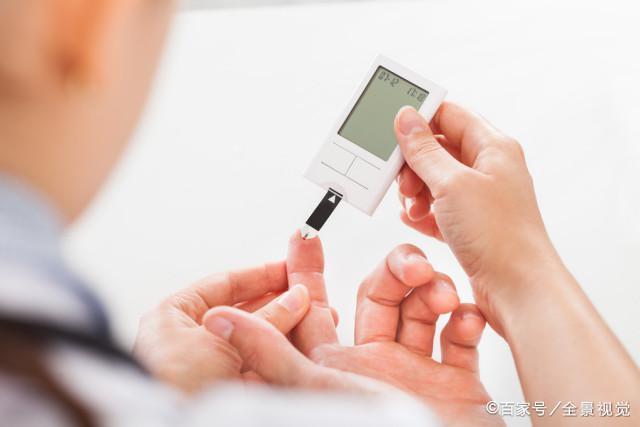 糖尿病足是看病时发现的？糖友们日常护肤，从5个小细节开始。 