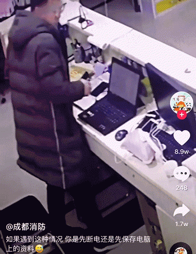 寒冷的冬天，最好的暖手宝宝是什么？这个保温神器，小巧便携，哭泣。 