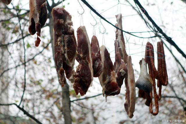 肠癌的发生与什么有关？这三种食物都是“罪魁祸首”，能吃就别吃。 