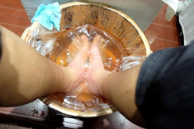 为何许多人每天泡脚却收获不大？足浴：不注意6点，等于白泡。 